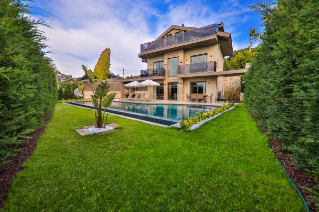 Villa Armani offer