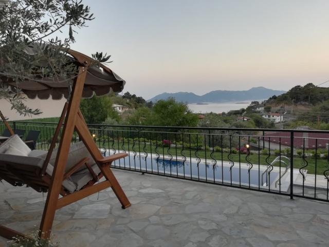 Villa Shiny