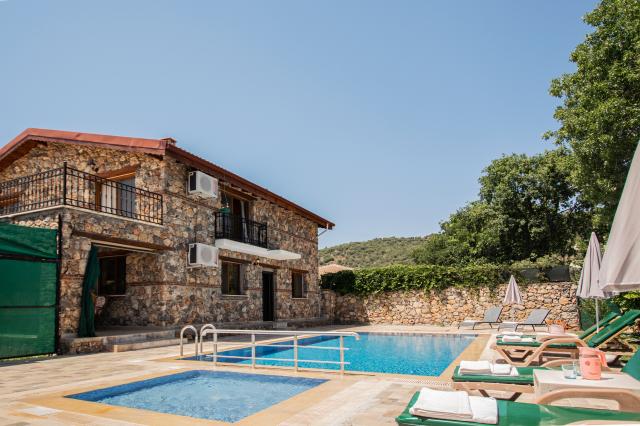 Villa Otağ