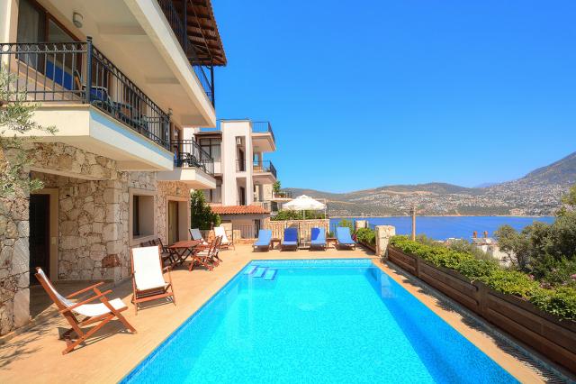 Villa Nadejda offer