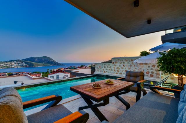 Villa Wave