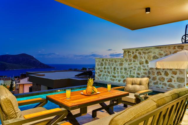 Villa Firefly