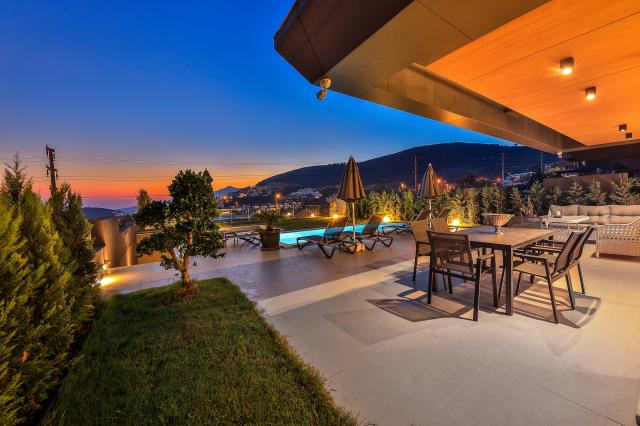 Villa Mirage