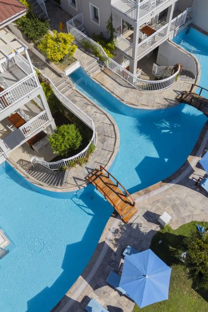 Montebello Mozaik Suites