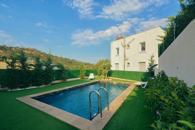 Villa Kadre
